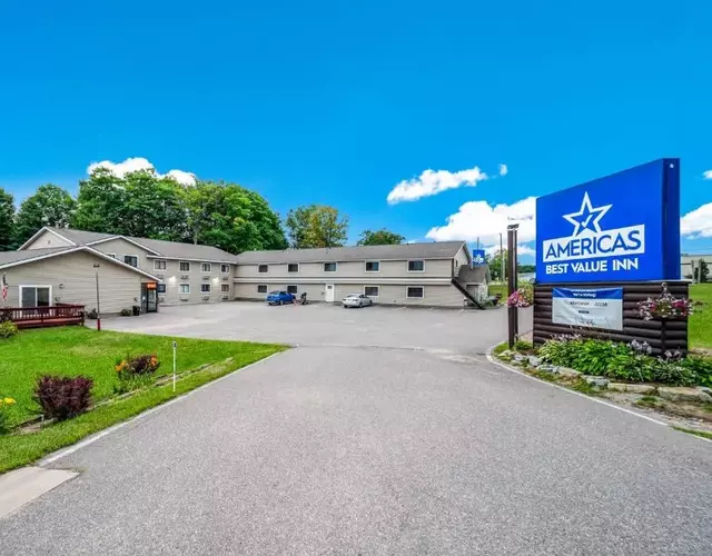 Americas Best Value Inn Marquette