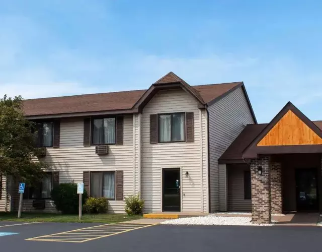 Magnuson Hotel Country Inn