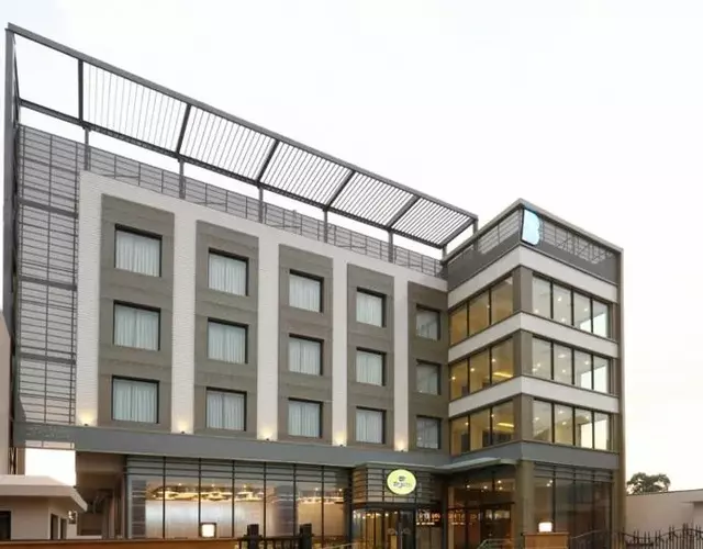 Centrum Hotel by Brijwasi