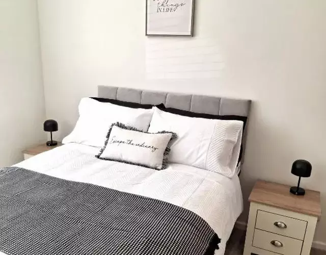Alfreton Town Contractor Stay