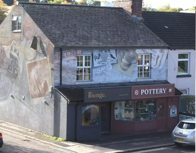 The Pottery Flat Chesterfield Three Star Gold