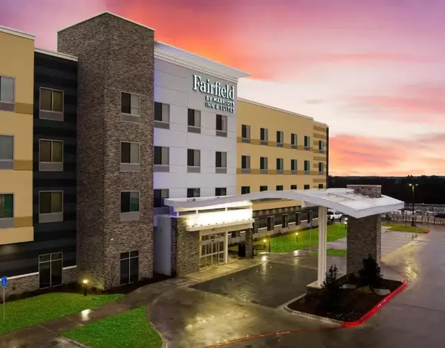 Fairfield by Marriott Inn & Suites Dallas McKinney