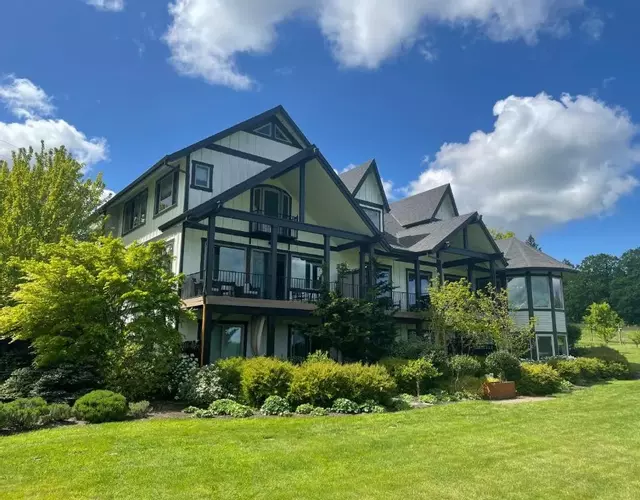 The Setting Inn Willamette Valley