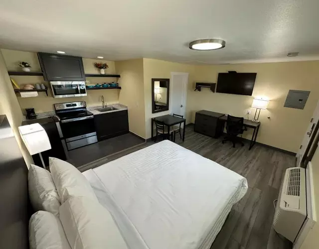 Relax Inn of Medford