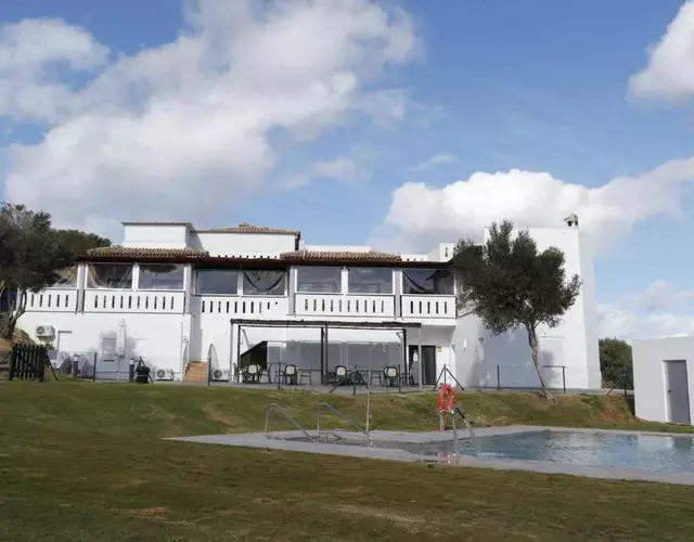 Hostal Restaurante Benalup Golf