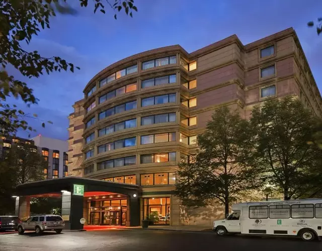 Embassy Suites by Hilton Chicago O'Hare Rosemont