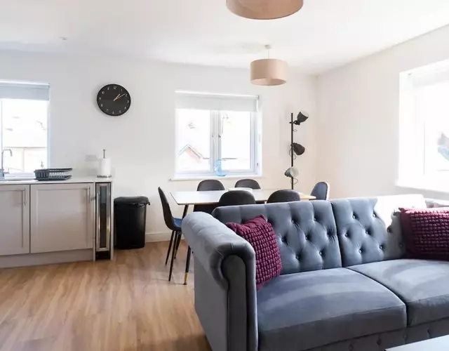 Sleek & Cozy 2BR Apartment for Your Stay # 3