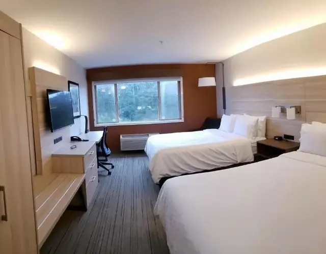 Holiday Inn Express Fort Bragg by IHG