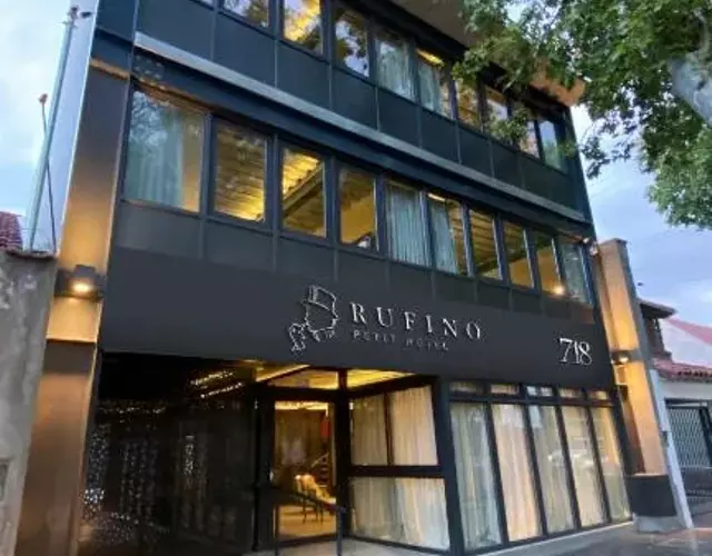 718 Rufino Petit Hotel