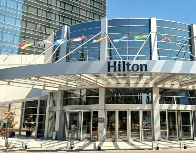 Hilton Mendoza