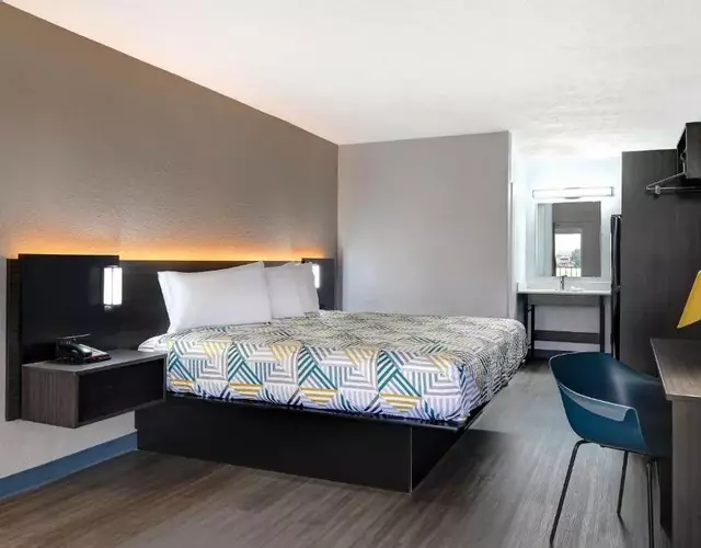 Studio 6 Meridian, MS Bonita Lakes