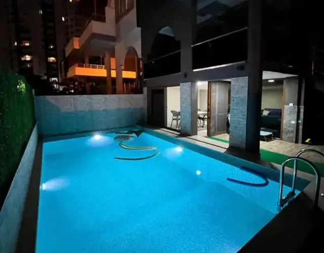 Dubleks Havuzlu Lüks Villa