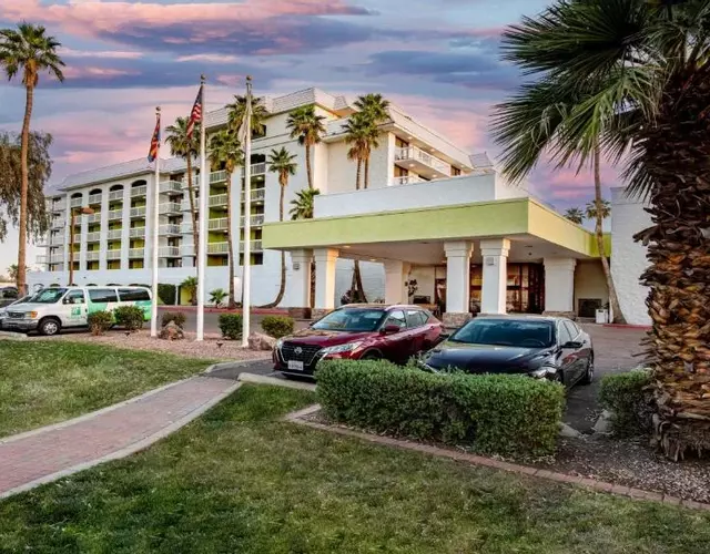Holiday Inn Phoenix-Mesa Chandler by IHG