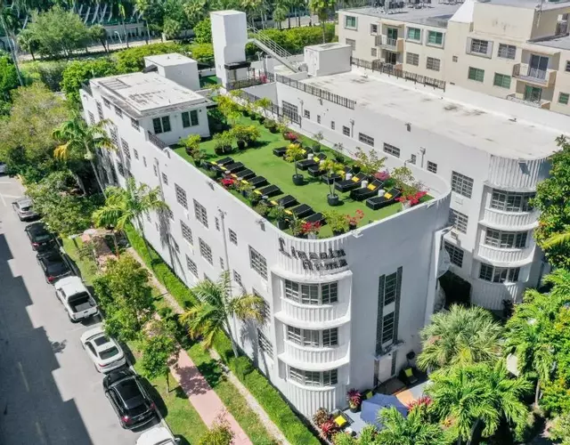 Lincoln Arms Suites