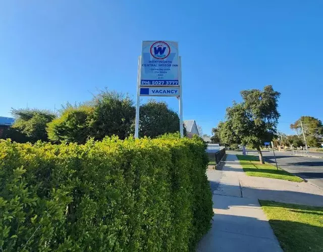 Wentworth Central Motor Inn