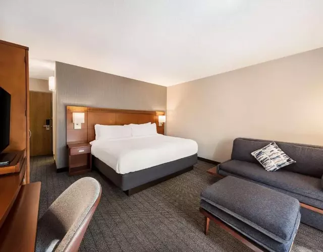 Sonesta Select San Jose Airport