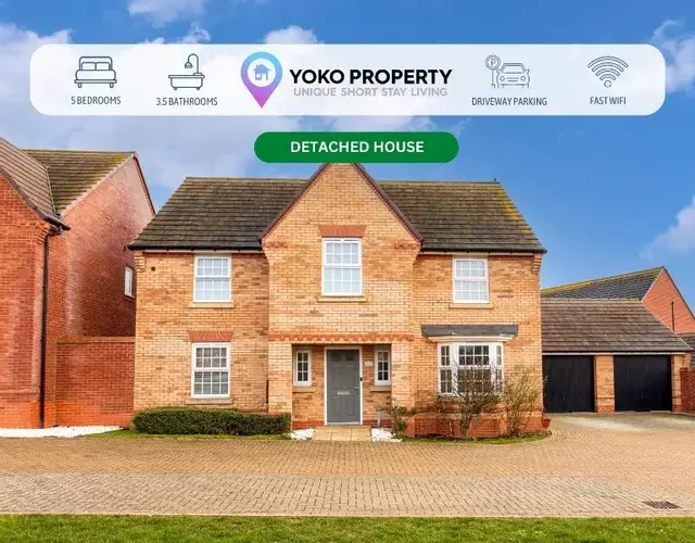 Stunning Detached House with Driveway Parking, Office Room, Self-Check-In, Fast WiFi and Smart TV with Sky and Netflix by Yoko Property