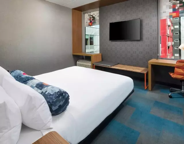 Aloft Minneapolis