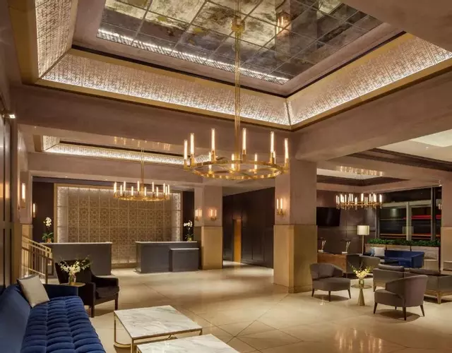The Marquette Hotel, Curio Collection by Hilton