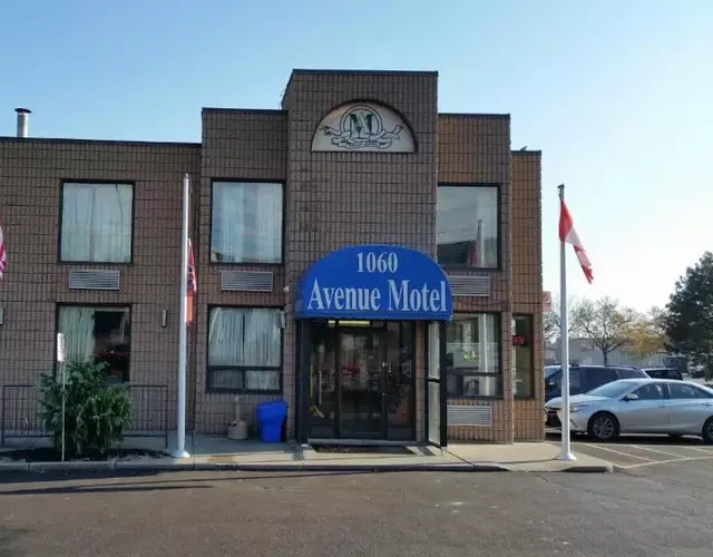 Avenue Motel