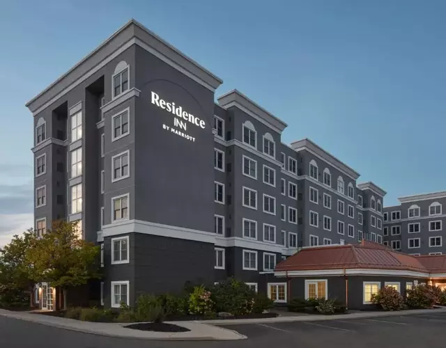 Residence Inn by Marriott Mississauga-Airport Corporate Centre West
