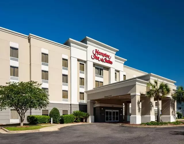 Hampton Inn & Suites Mobile I-65@ Airport Boulevard