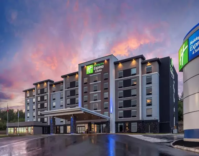 Holiday Inn Express & Suites Moncton by IHG