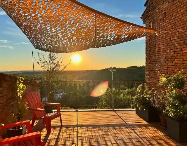 Designer townhouse with 2 stunning terraces