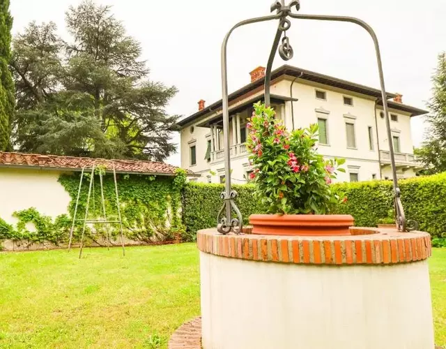 TUSCAN HOUSE WITH GARDEN - with Wi-Fi, Free Parking