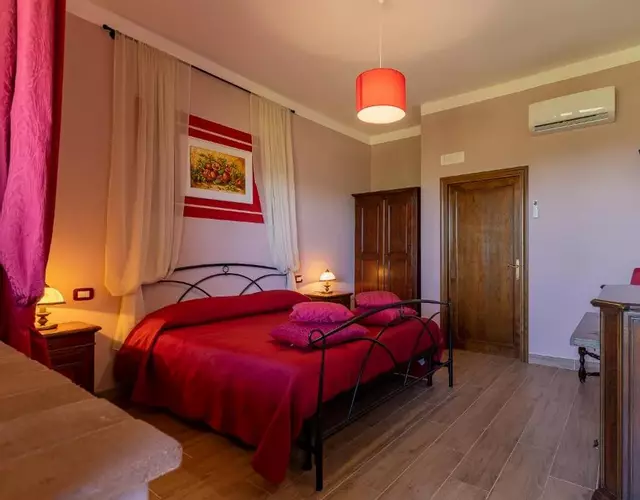 B&B FONTERONCONE di KRYVUTA OKSANA