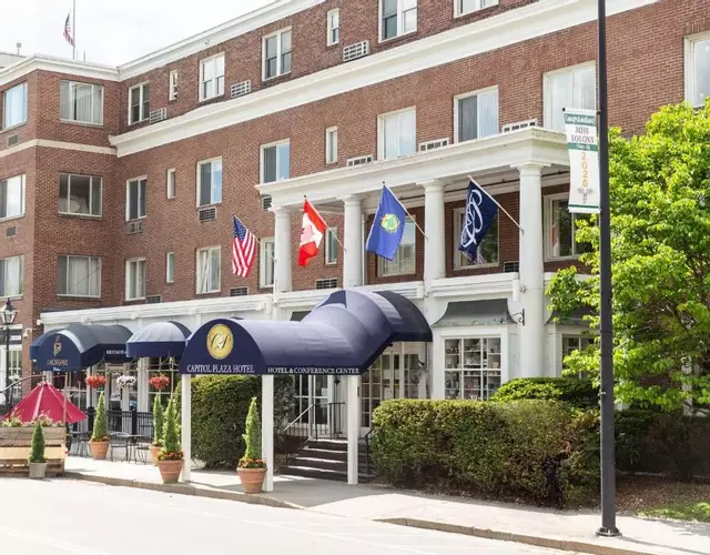 Capitol Plaza Hotel Montpelier Tapestry Collection by Hilton
