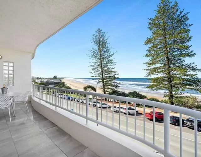 Luxurious Beachfront Penthouse