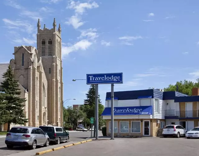 Travelodge by Wyndham Moose Jaw