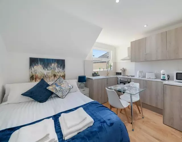 Central & Charming Studio London - 6