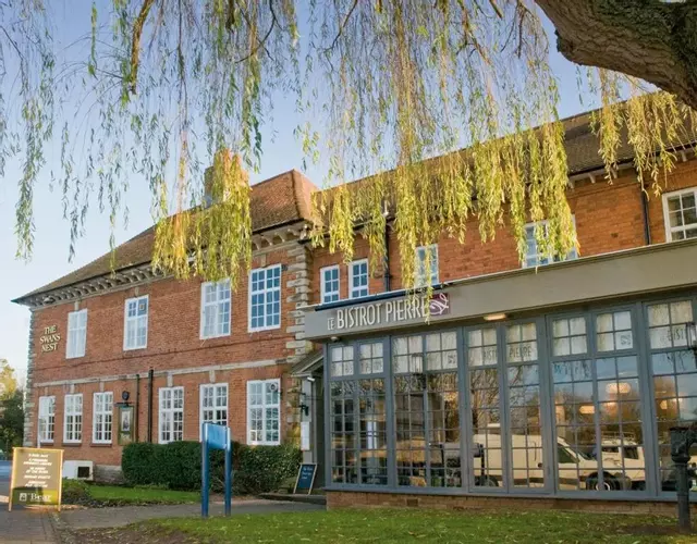 Swan's Nest Hotel