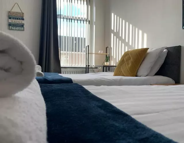 Cheerful - 3 Bed - Serviced Accommodation - In Heart of Northumberland - Sleeps 6