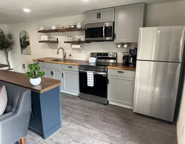 Live/Work Downtown Apartment