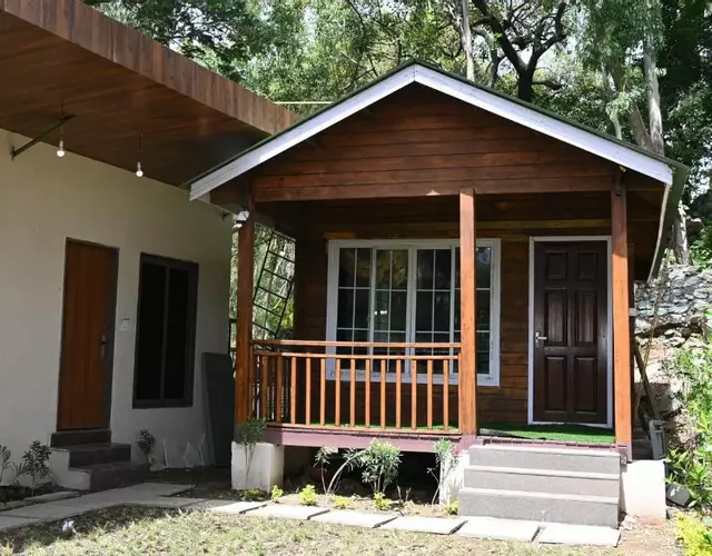 Royal cottage by royale palace