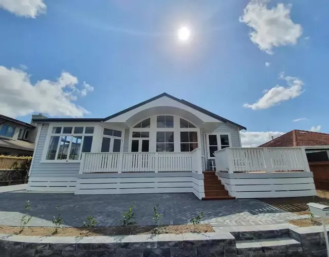 Tauranga - Big, beautiful Villa on the water!