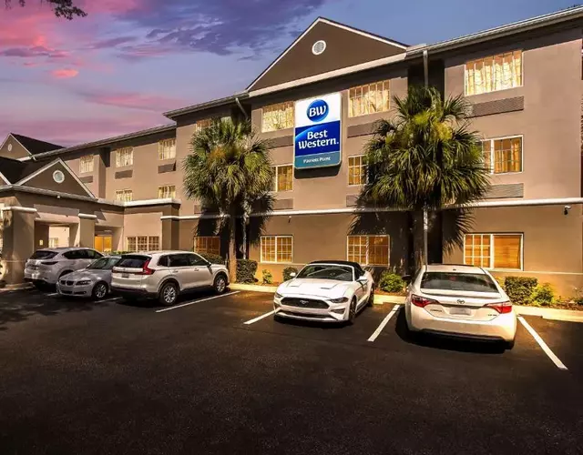 Best Western Patriots Point