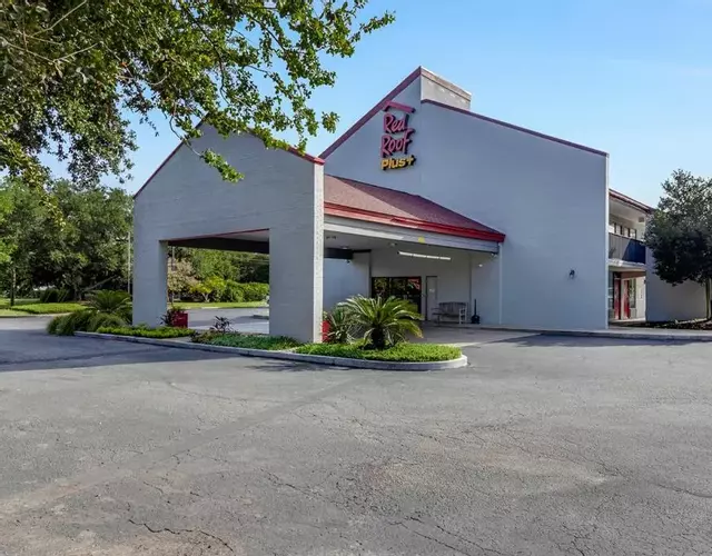 Red Roof Inn PLUS+ Mt Pleasant - Patriots Point