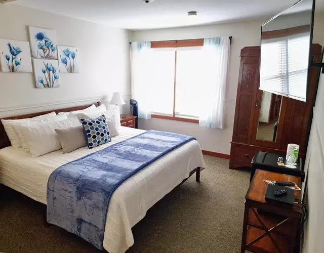 The Heron Inn and Day Spa