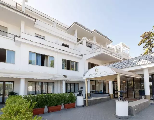 Hotel Sakura