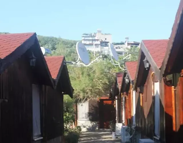 Huzur Pansiyon ve Cay Bahcesi