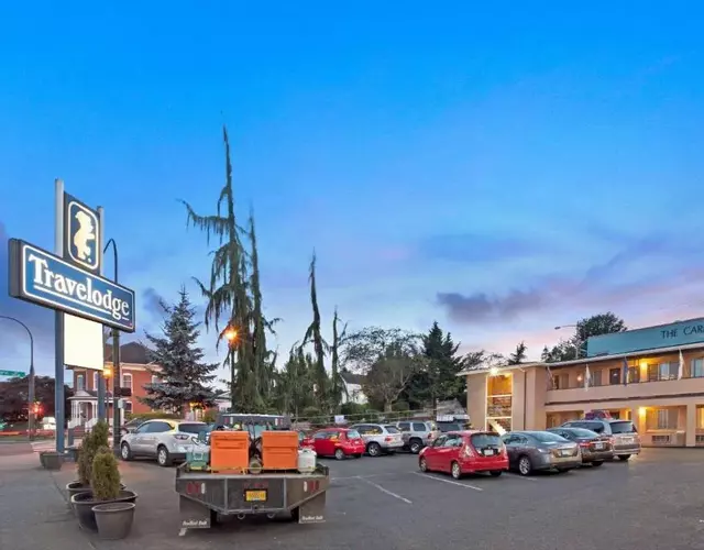 Travelodge by Wyndham Everett City Center