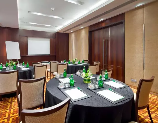 Holiday Inn Mumbai International Airport by IHG