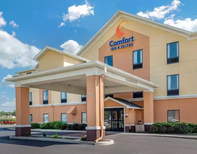 Comfort Inn & Suites