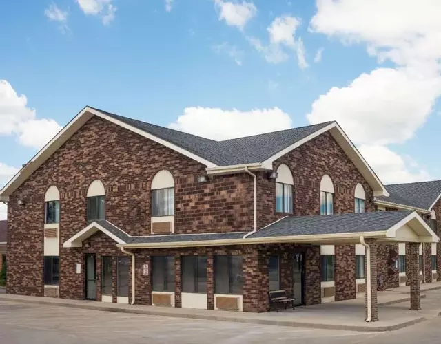 Days Inn by Wyndham Muncie -Ball State University