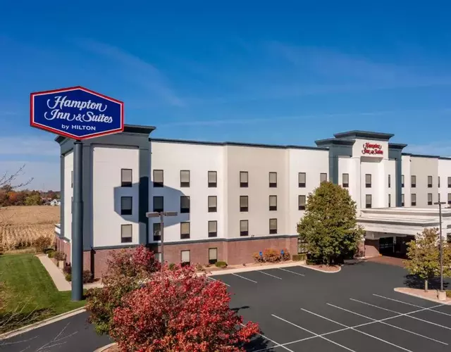 Hampton Inn & Suites Muncie