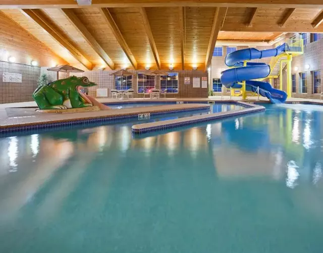 AmericInn by Wyndham Wetmore Munising